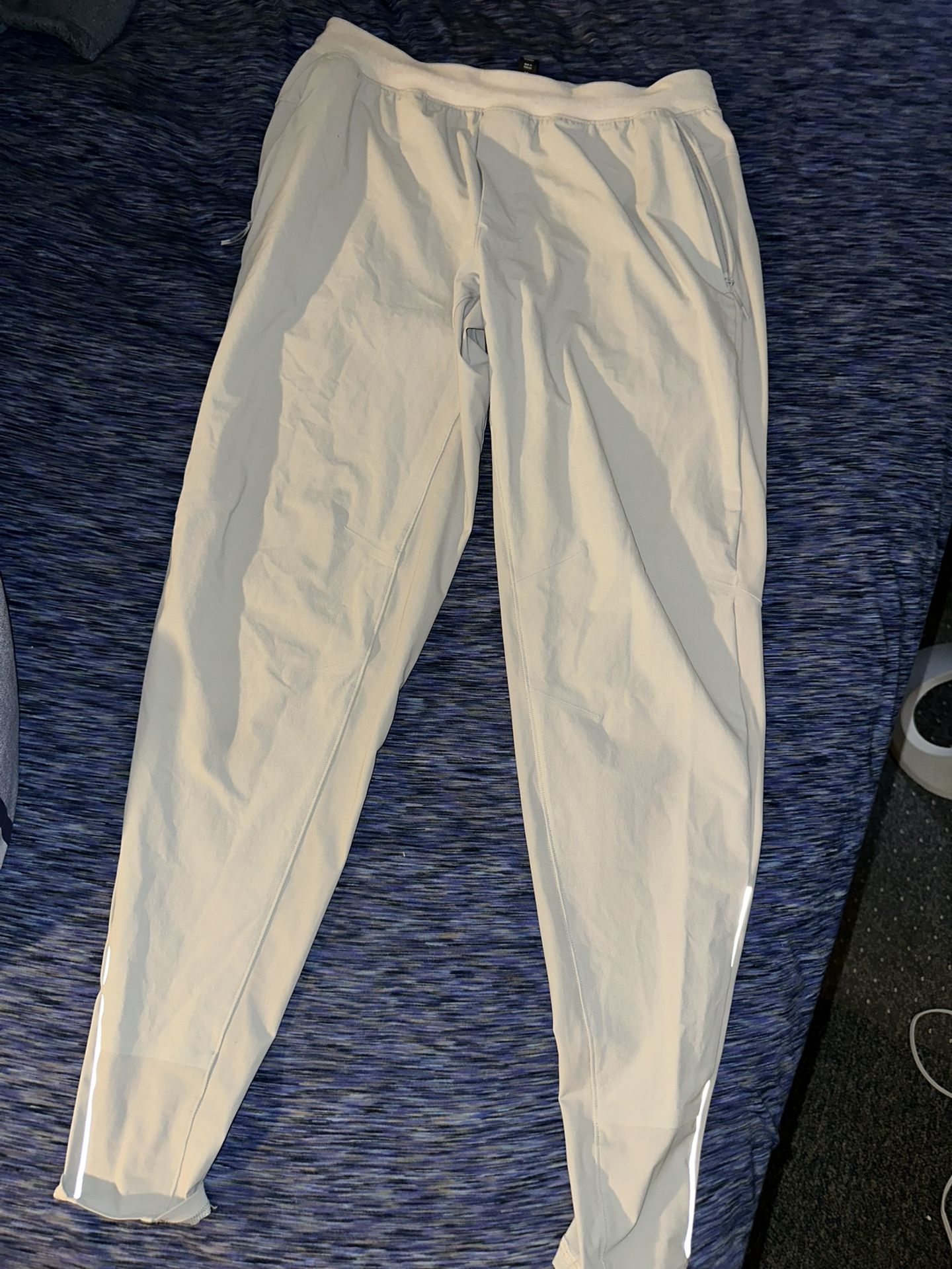 Men’s Lululemon Pants Size M