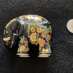 Elephant Porcelain Figurine(Handcrafted Floral Gold Trim)(4 1/2“ X 3“)