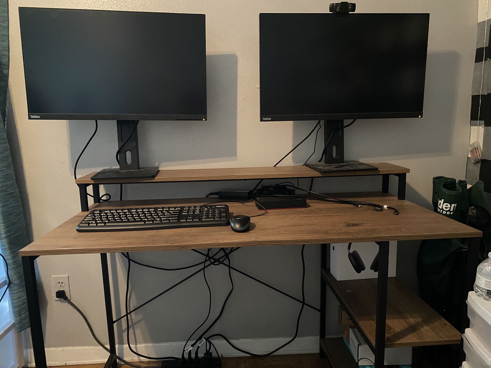 Desk And Monitor Combo W/accessories. 