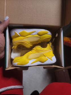 Boys PUMA shoes Size 7c