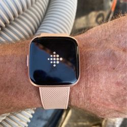 Fitbit Versa 2