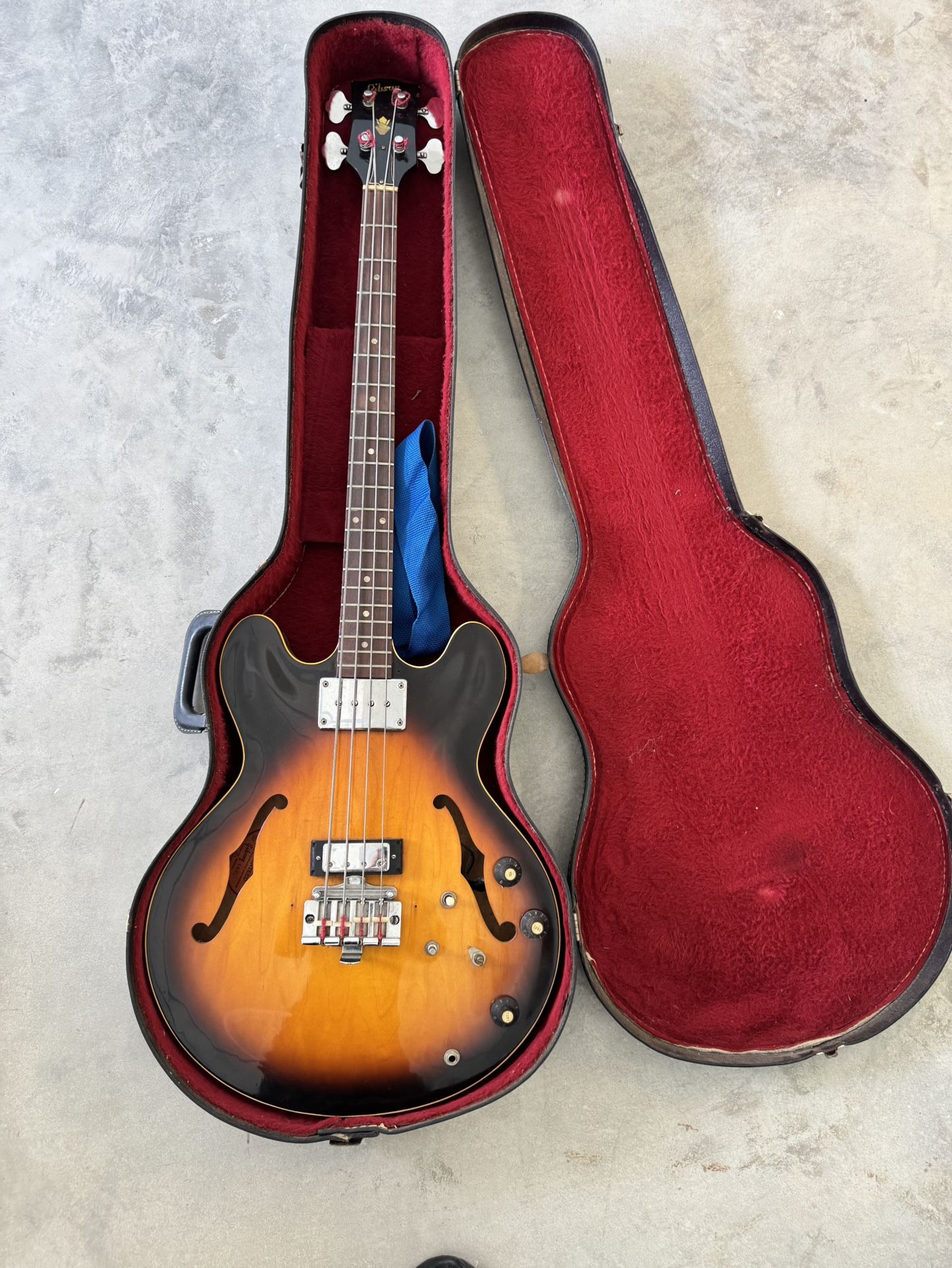 1968 Gibson EB-2 bass guitar