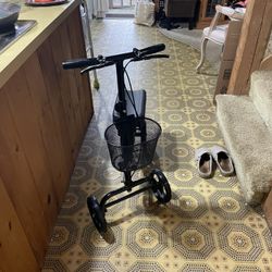 Knee Scooter