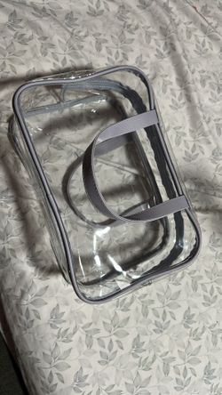 Travel makeup bag