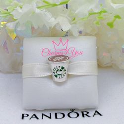 Adorable Charm 925 silver for Pandora moments bracelet.