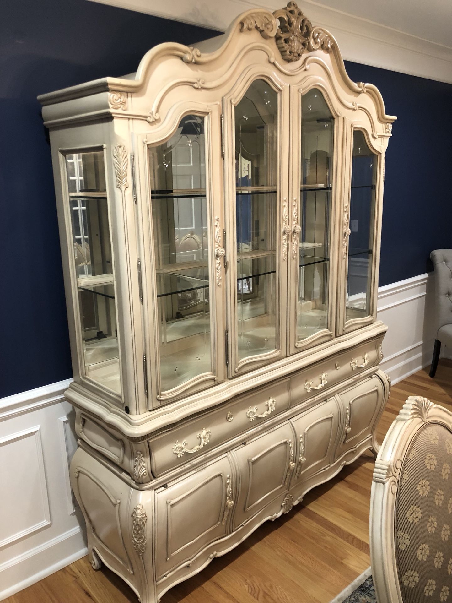 Stunning China Cabinet