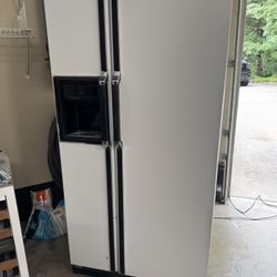 FREE Refrigerator/Freezer Combo