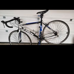 Trek Alpha 1.1 road bike