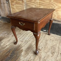 Thomasville Side Table With Drawer