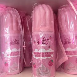 lash cleanser