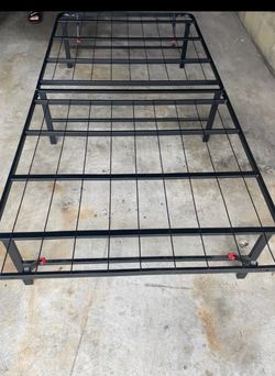 Black Metal Folding Twin Bed Frame