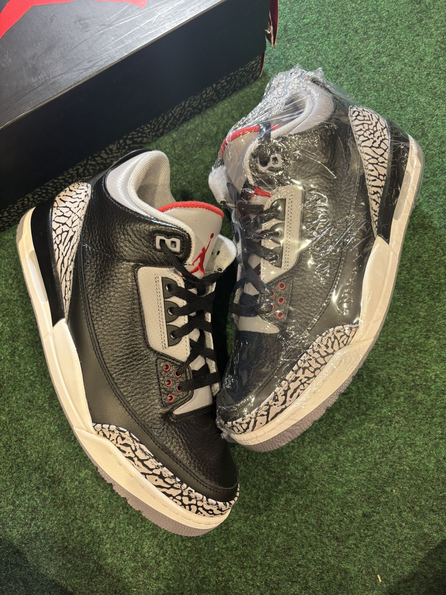 JORDAN 3 BLACK CEMEMT 2011 SIZE 11