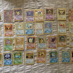 Base Set Pokemon Cards, 500+ Cards