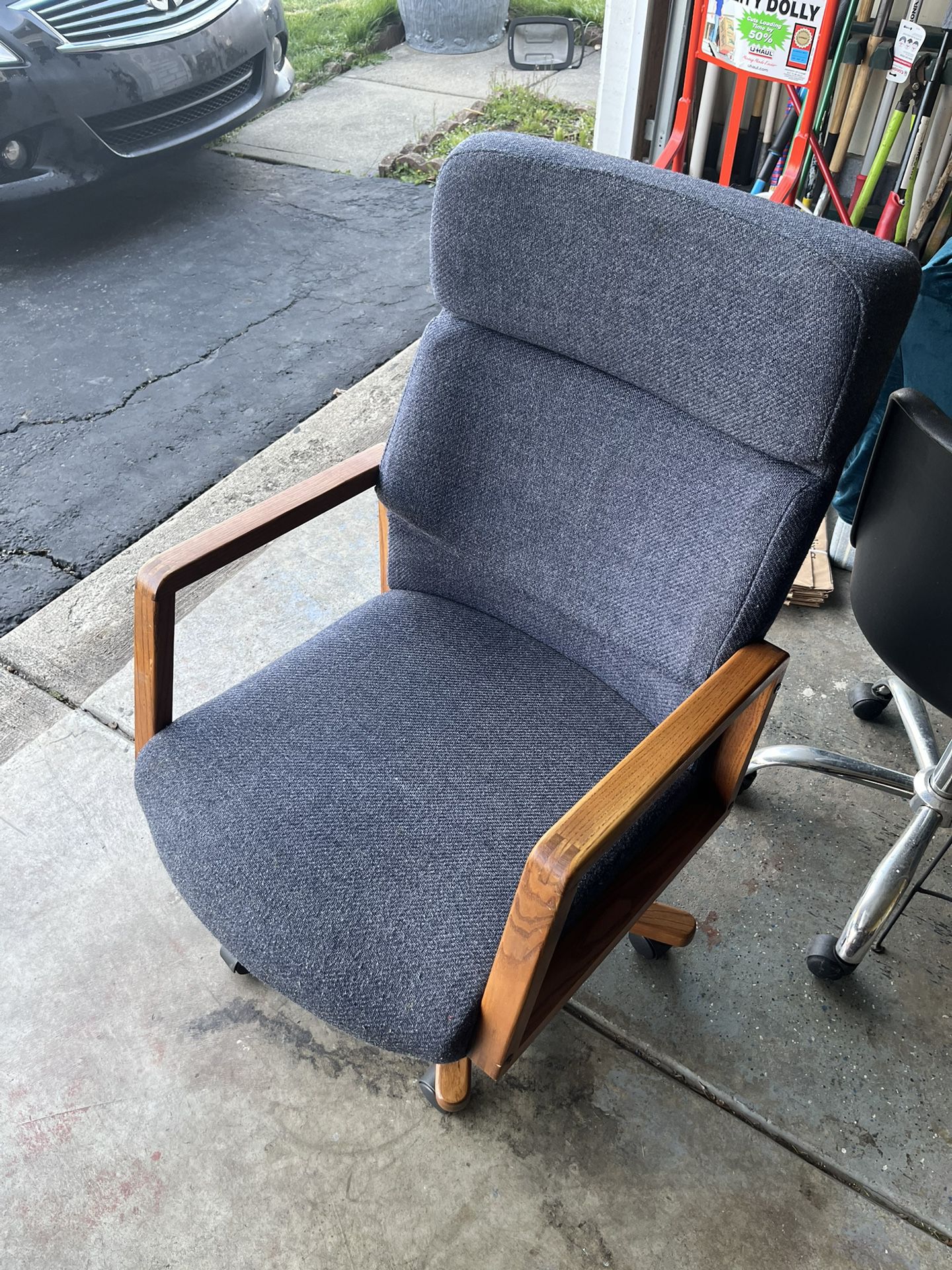 Luxurious Wooden Rocking Chair