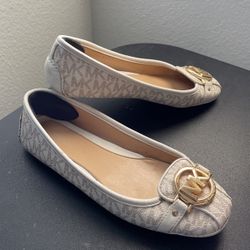 MK Flat Shoes