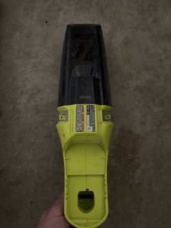 Ryobi Vacuum Cleaner 