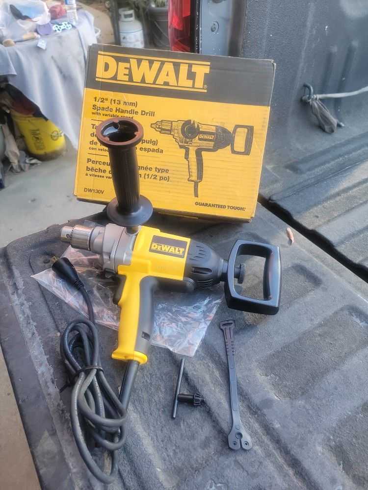 DEWALT 1/2-IN KEYED DRILL