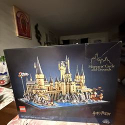Lego Harry Potter Hogwarts Castle & Grounds Set 76419
