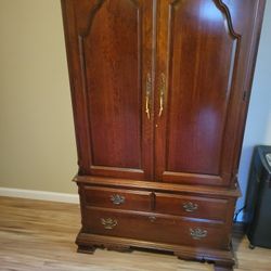 Vintage Dresser 