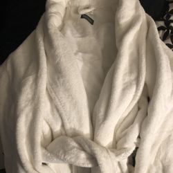 HAMMACHER SCHLEMMER ROBES