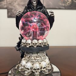 High-quality Grim Reaper statue