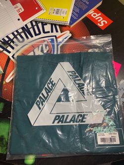Palace octo tee size S
