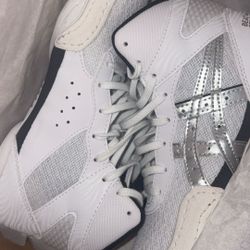 Wrestling shoes 