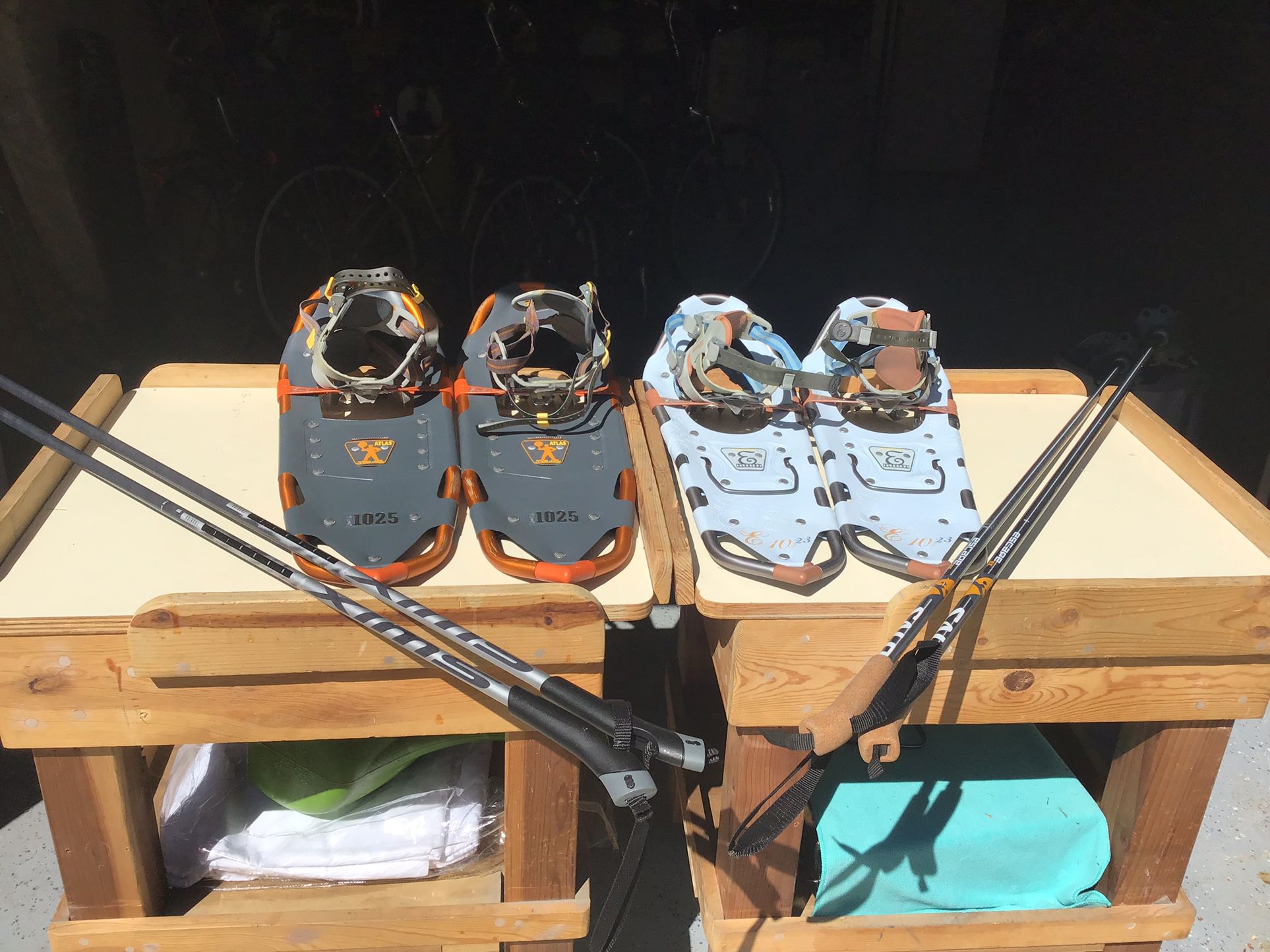 Atlas Snowshoes and Poles, 2 pair 1-Orange 1025 and 1- Electra 1023  In Great Condition 