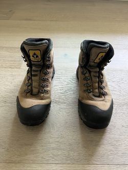 Vasque Hiking Boots (Men’s 11)