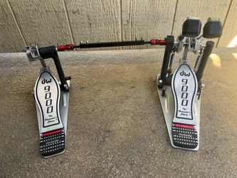 DW 9000 double bass drum pedal w case, excellent!