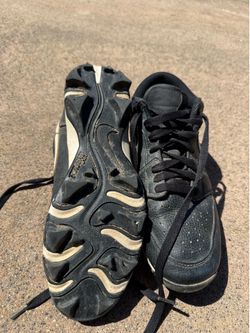 Nike baseball cleats