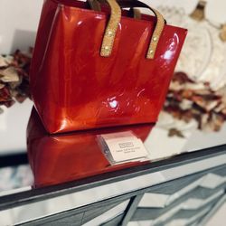 Authentic Louis Vuitton Vernis 