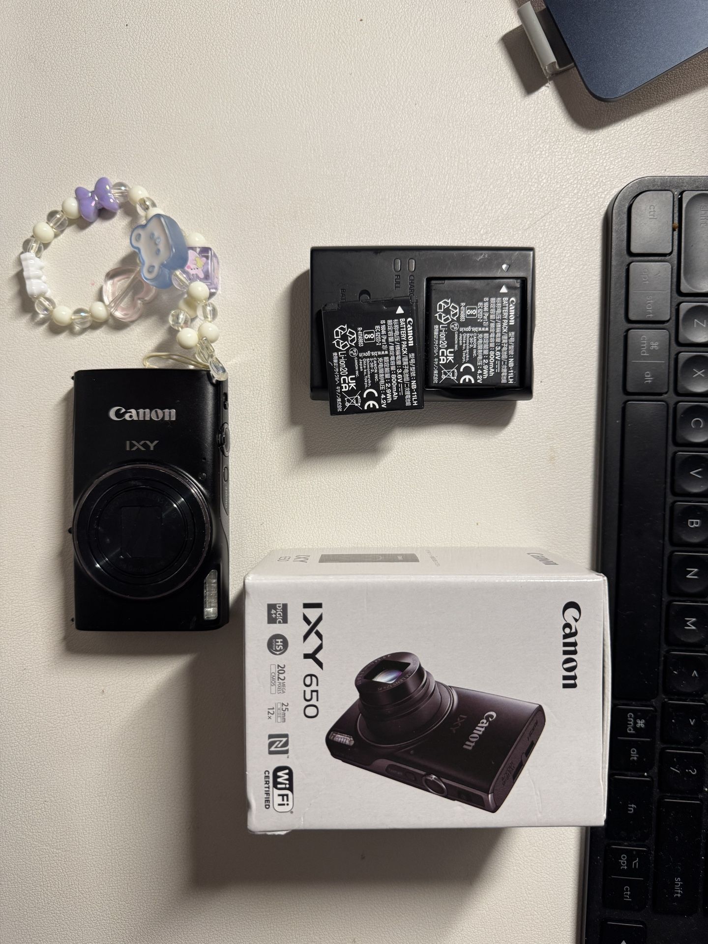 Canon Powershot IXY 650 + 2 Batteries & Charger (SAMPLE PHOTOS INCL)