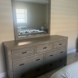 Dresser/ Night Stand/ Desk 