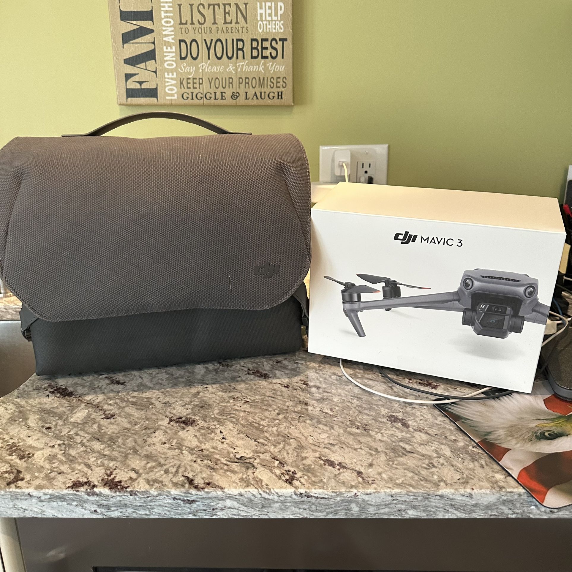 DJI Mavic 3 Fly More Combo