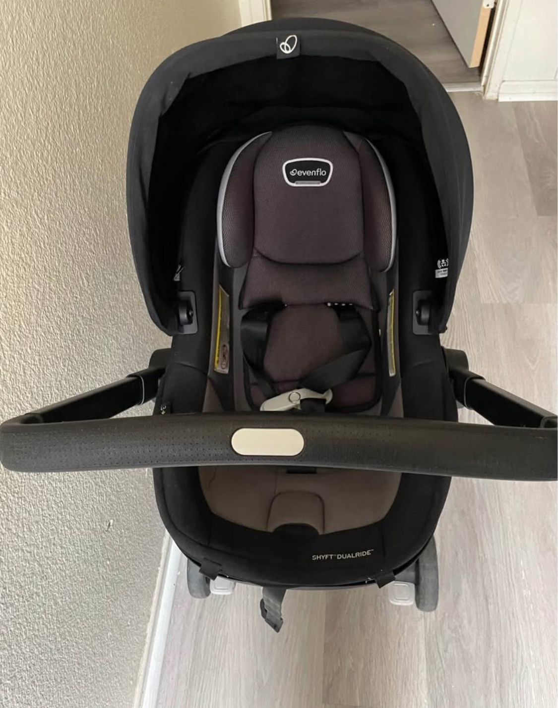 Evenflo Shyft DualRide Travel System 