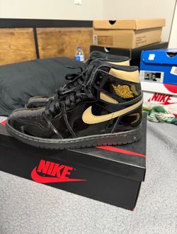 jordan 1 patent black and gold size 10.5