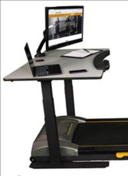 Sit stand desk, free.