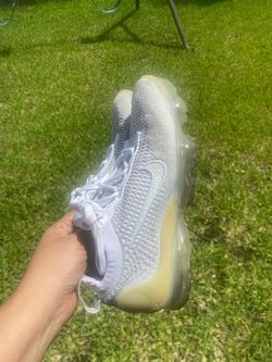 Nike Air Vapormax women’s size 6 📍77530