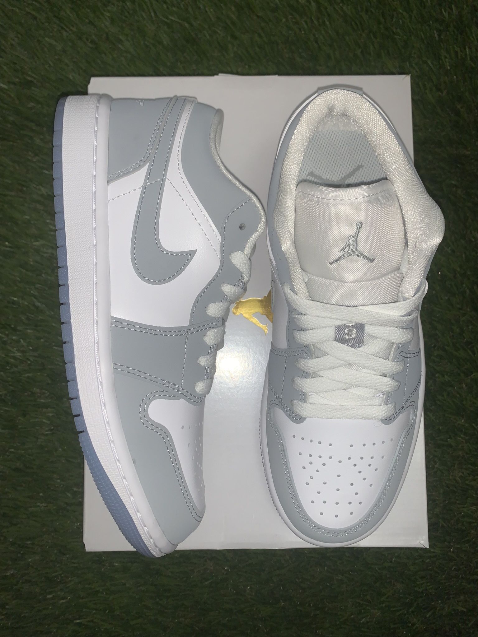 Jordan 1 Wolf Grey Low 