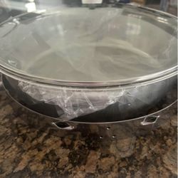 Brand  New Set Of 4 Serving Chafing Dishes
