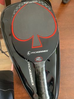 Brand New - Black Ace ProKennex Elite Pickleball Paddle With Case - Never Used
