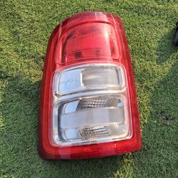 Used  OEM Left and right Driver Tail Light Fit For 2019-2022 Dodge Ram 1500