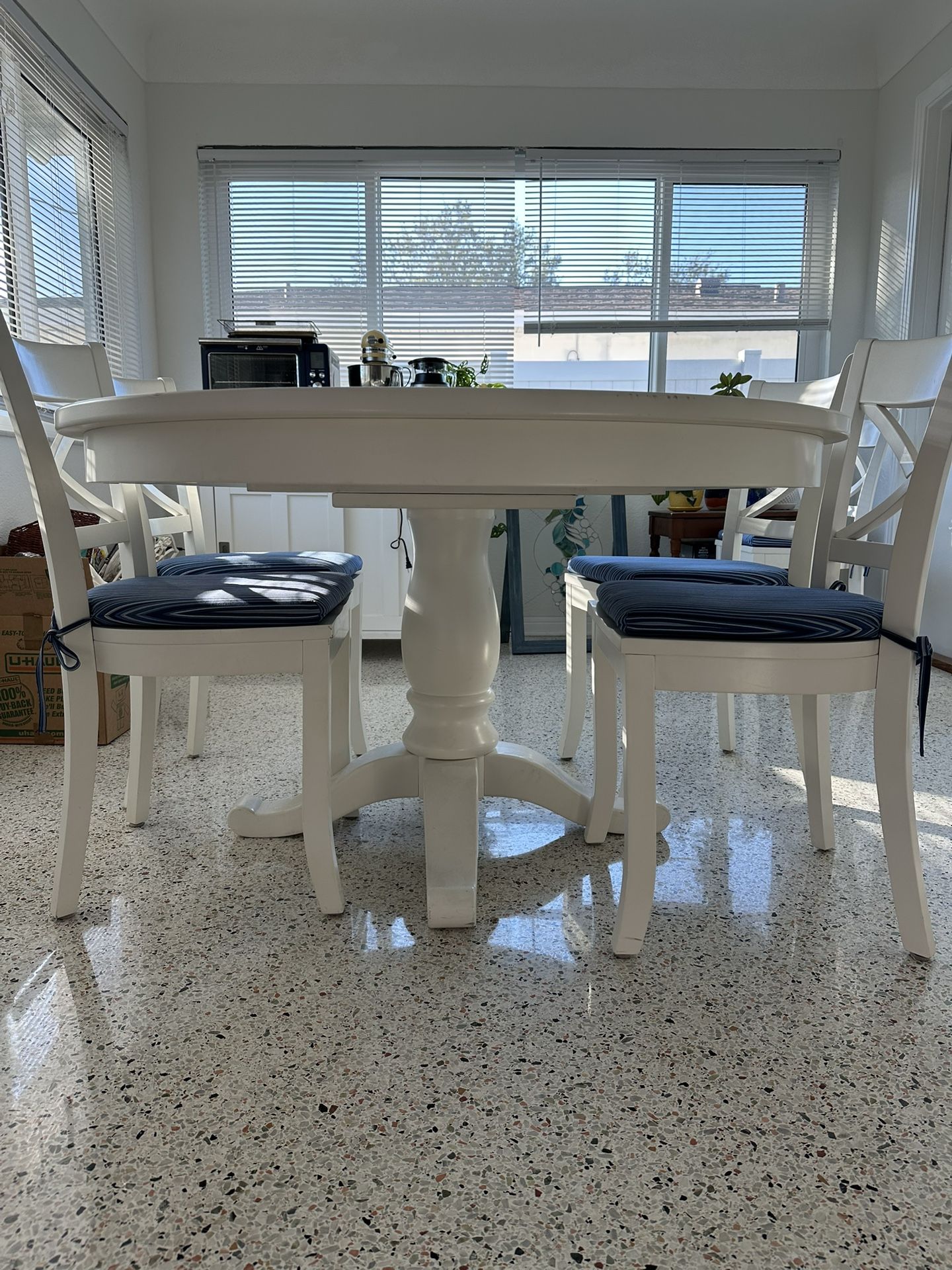 Crate & Barrel Dining Table and 5 Chairs