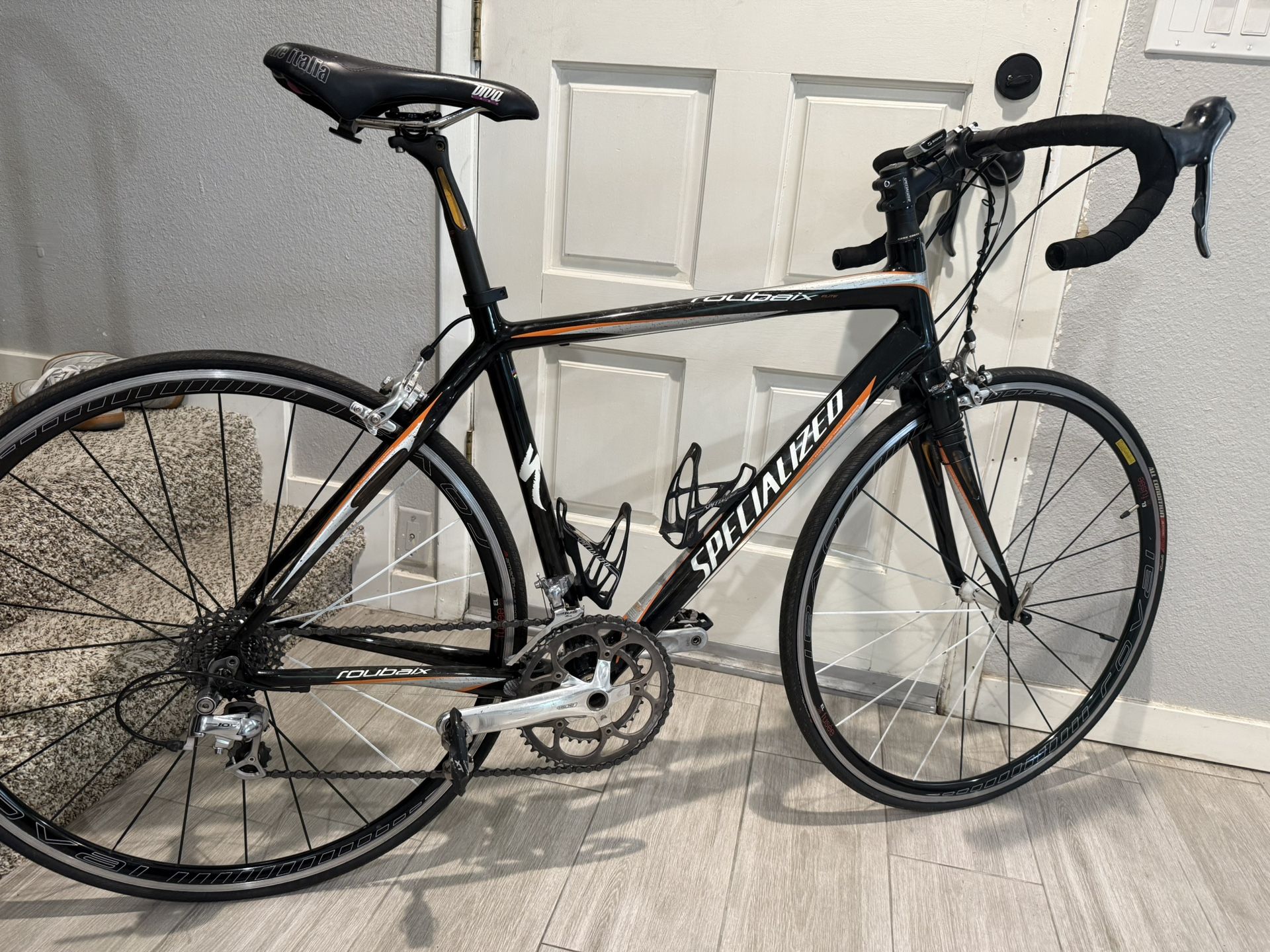 54 Cm  Specialized Roubaix Full Carbon 