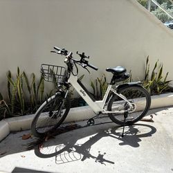 Qlife Cityone ST Ebike USED 3200 miles 2 batteries