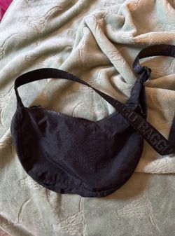 Small Black Baggu crescent bag