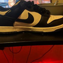 Nike Panda Dunks Low 