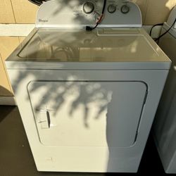 Whirlpool Gas Dryer Big Capacity Works Good