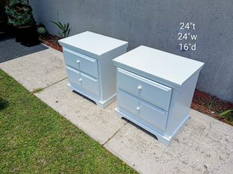 White Wood Nightstand Set